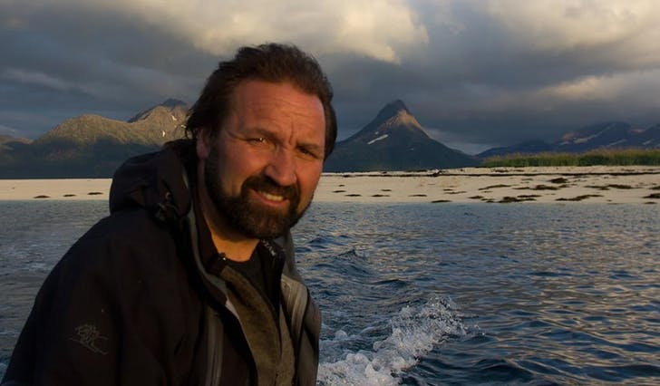 Taksidermist, naturfotograf og naturfilmskapar Helge Haukeland (Foto: Lars Moberg Haukeland)