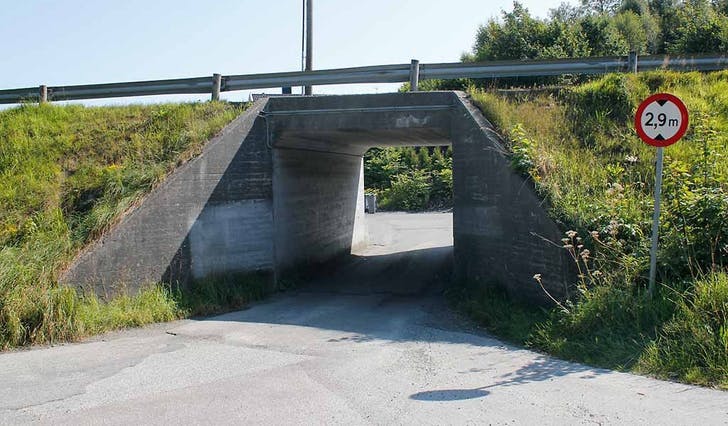 Korleis kan ein auka trafikktryggleiken i kulverten under E39 i Nilsavegen undrar kommunen (arkivfoto: Andris Hamre)
