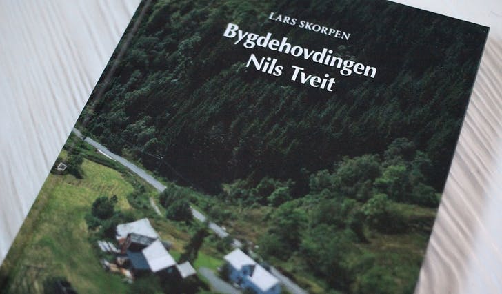 Skorpen si bok om Nils Tveit kom ut i 2016. 
