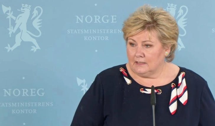 Erna Solberg på dagens pressekonferanse tysdag 13. april. (Foto/skjermdump: Regjeringen)
