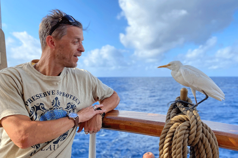 André Marton Pedersen har kome tett på livet i og over Stillehavet. (Foto: André Marton Pedersen/One Ocean Expedition)