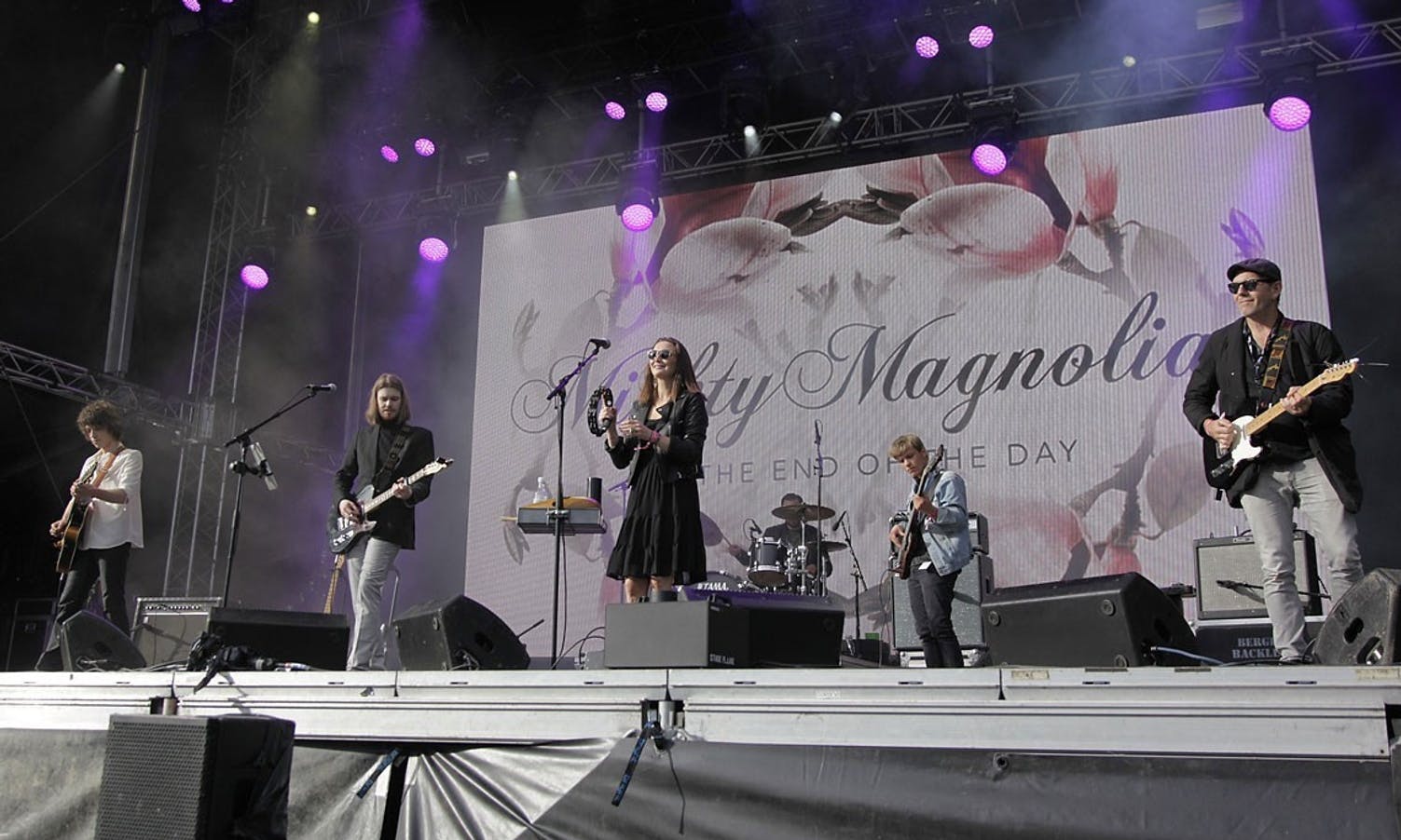 Mighty Magnolias, her på scenen under Osfest 2017, speler på Elvehuset i kveld. (Foto: KVB)